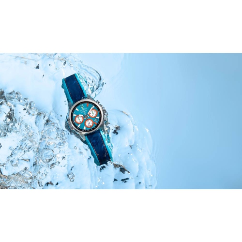 Montre à quartz pour hommes E1 Team Miami Special Edition de Bulova 43 mm boîtier inox argenté cuir deux tons et bracelet en silicone avec