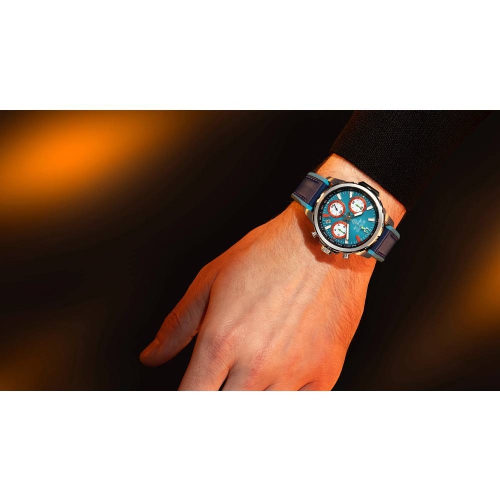 Montre à quartz pour hommes E1 Team Miami Special Edition de Bulova 43 mm boîtier inox argenté cuir deux tons et bracelet en silicone avec