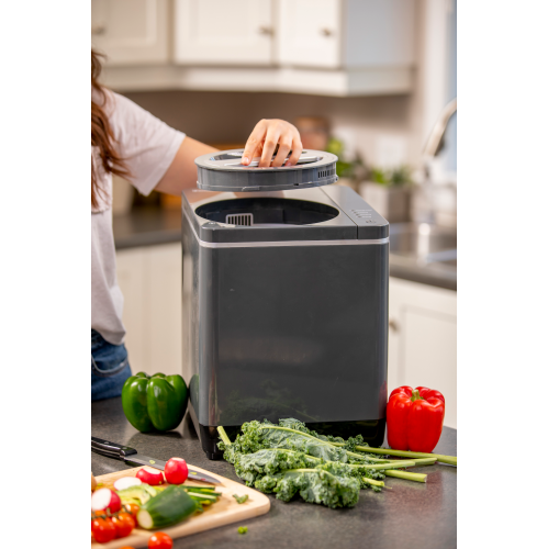 FoodCycler® FC-30 2.5L Bucket Capacity Kitchen Food Waste Recycler