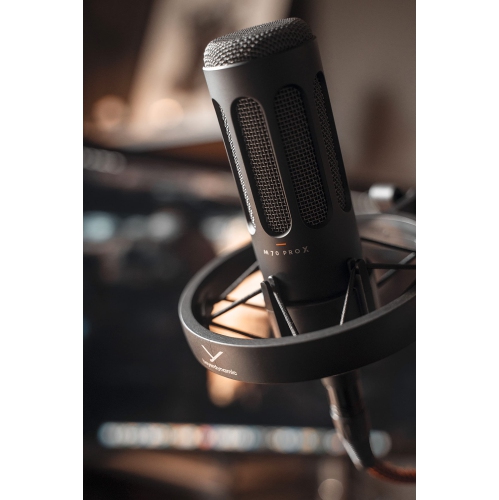 beyerdynamic PRO X M70 Professional Front-Addressed Dynamic Microphone with Storage Bag, Pop Filter, and Shock Mount
