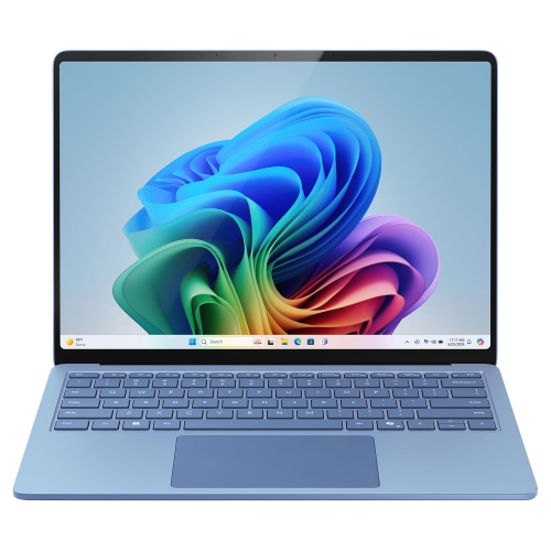 Image 1 de 7.. Portable Surface Laptop Copilot+ PC à écran tactile de 13,8&nbsp;po de Microsoft (2024) - Maya