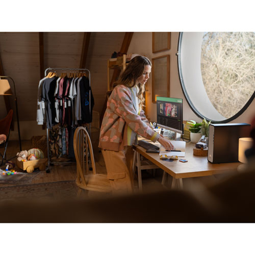 Ordinateur de bureau mince OmniDesk de HP - Noir - Exclusivité Best Buy