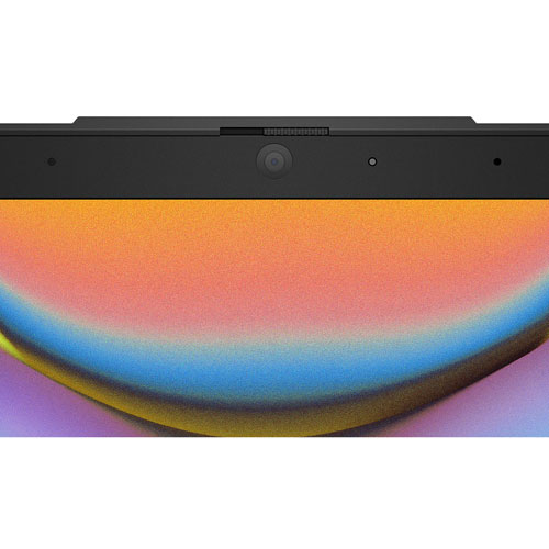 Portable de 15,6 po de HP - Argenté naturel (Ryzen 7-7730U d'AMD/RAM 16 Go/SSD 1 To/Windows 11)