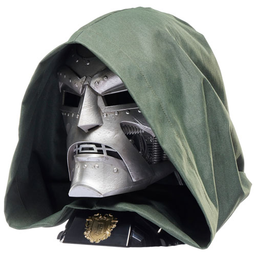 Hasbro Marvel Legends Series - Doctor Doom Premium Roleplay Helmet