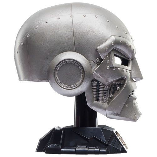 Hasbro Marvel Legends Series - Doctor Doom Premium Roleplay Helmet