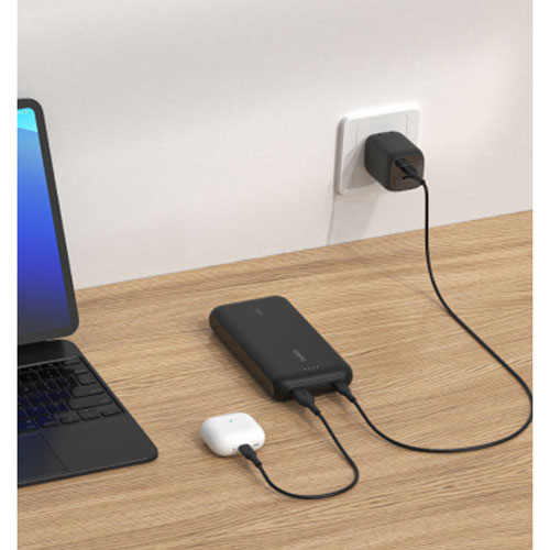 Belkin BoostCharge 20000 mAh USB-C/USB-A Power Bank - Black
