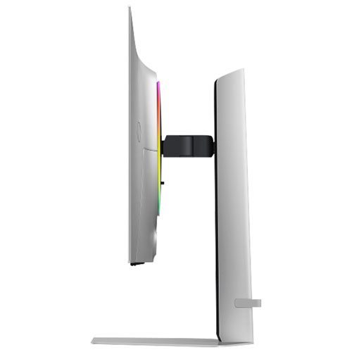 Moniteur de jeu DELO Ultra HD 4K 240 Hz 0,03 ms gris a gris FreeSync 32 po de Samsung (LS32FG810SNXZA) - Argenté