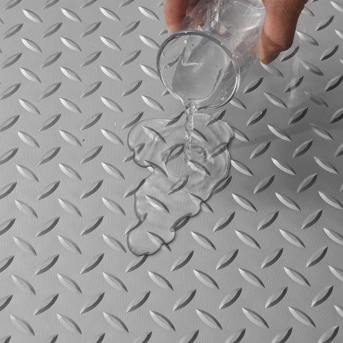 VEVOR Garage Floor Mat, 157.48 x 59.05 inch PVC Garage Flooring Roll, Non-slip Diamond Texture, 64.58 sq.ft Covering Space, Garage Mats for Under