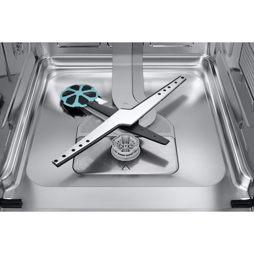 Lave-vaisselle encastrable 24 po 38 dB avec lavage IA et troisième panier de Samsung - Verre blanc