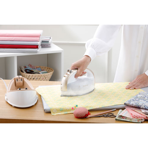 Panasonic Cordless Steam/Dry Iron (NIQL2000N) - Champagne