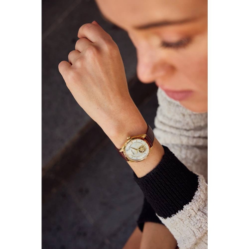 Montre automatique pour femmes Sutton de Bulova 34,5 mm avec boîtier inox doré bracelet cuir brun et cadran nacré blanc