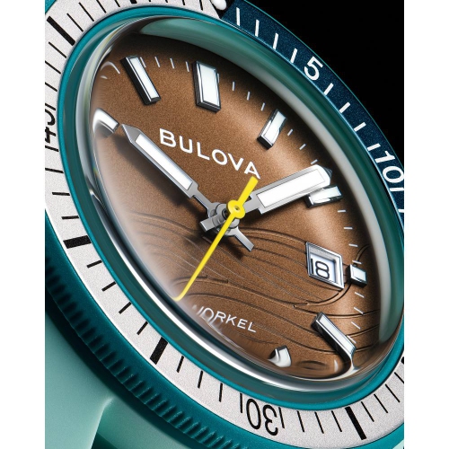 Montre à quartz pour hommes de Bulova avec 41&nbsp;mm boîtier en céramique vert hybride bracelet en caoutchouc vert HNBR et cadran brun