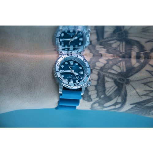 Montre pour femmes Promaster Dive Eco-Drive 36,5 mm boîtier inox argenté bracelet polyuréthane bleu clair/cadran bleu de Citizen