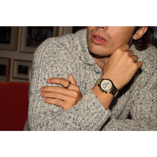 Montre à quartz pour hommes Prestige 40 mm de Bulova avec boîtier et bracelet en inox deux tons et cadran blanc