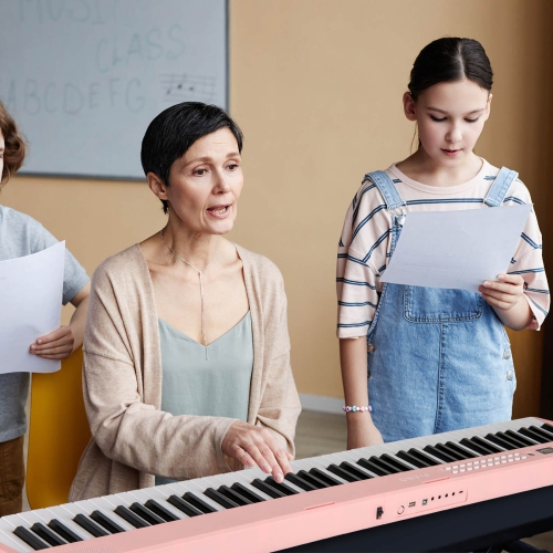 Clavier de piano pliable à 88 touches avec deux haut-parleurs MIDI sans fil de Costway, 1000 tons noir/rose/blanc