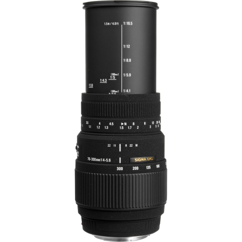 Sigma 70-300mm f/4-5.6 DG Macro Lens for Sony + Bundle