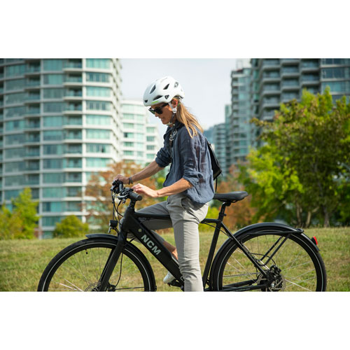 NCM C7 Electric City Bike (350W Motor / Up to 97km Range / 32km/h Top Speed) - Medium - Matte Black