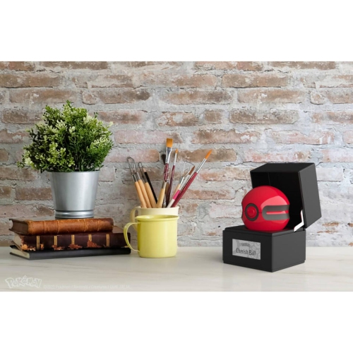 Pokemon Die-Cast Poke Ball Replica