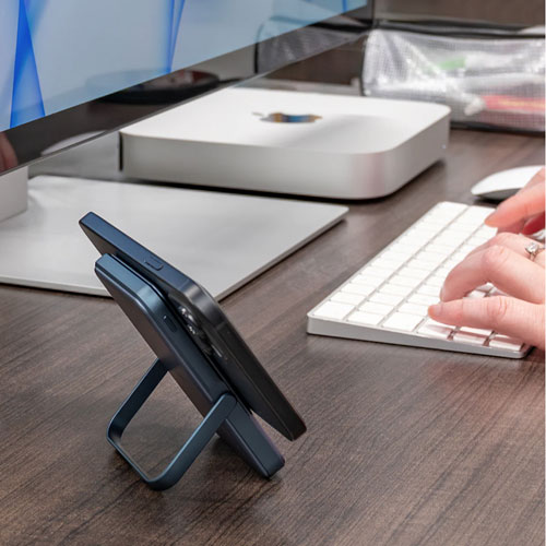 Chargeur portable de 5000 mAh Piston Power de LOGiiX avec chargement sans fil - Bleu minuit