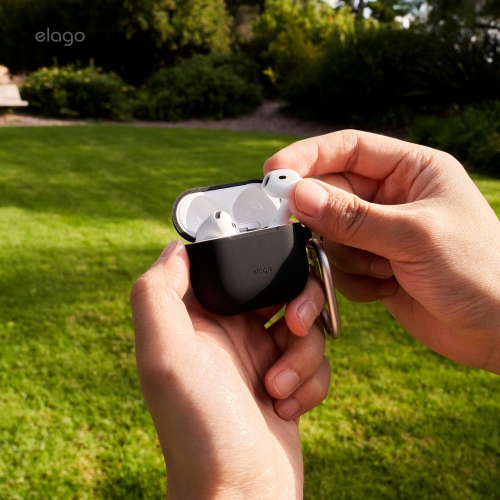 Étui en silicone Elago compatible avec les AirPods 4 - Mousqueton inclus, prise en charge du chargement sans fil, résistant aux chocs, protection