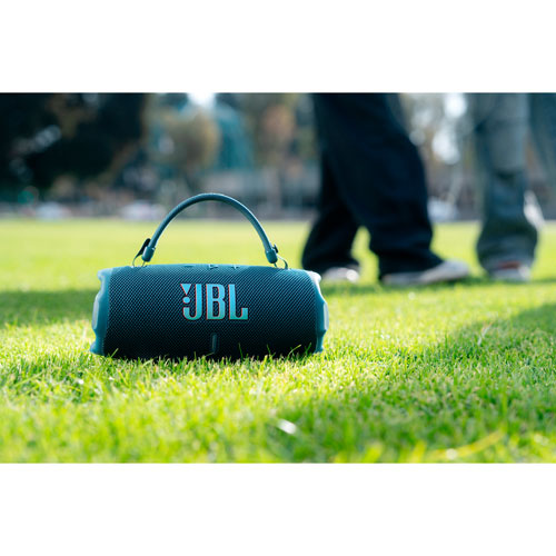 Haut-parleur sans fil Bluetooth étanche Charge 6 de JBL - Bleu