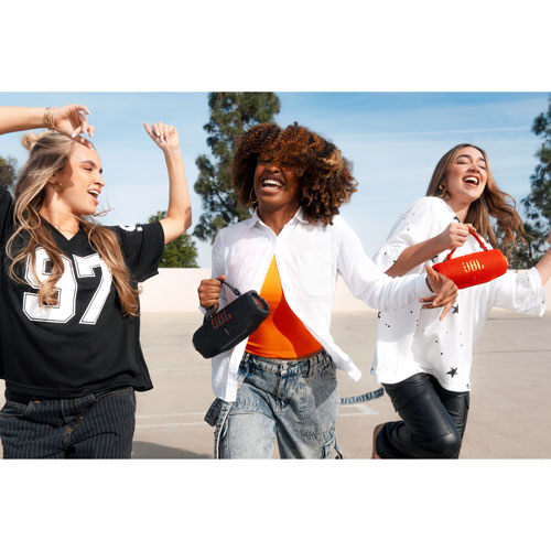 Haut-parleur sans fil Bluetooth étanche Charge 6 de JBL - Noir