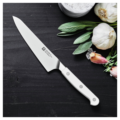 Couteau de chef compact ZWILLING Pro le blanc 5.5 po, blanc