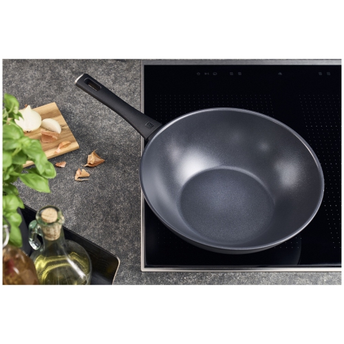 ZWILLING Madura Plus Wok, 30 cm / 12 inch, Aluminum, Titanium-Reinforced Ceramic Non-Stick Coating