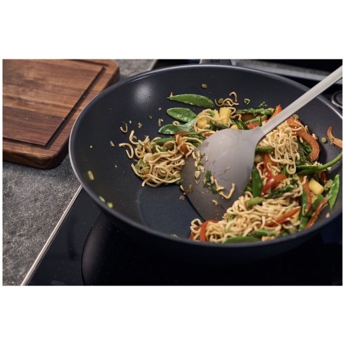 ZWILLING Madura Plus Wok, 30 cm / 12 inch, Aluminum, Titanium-Reinforced Ceramic Non-Stick Coating