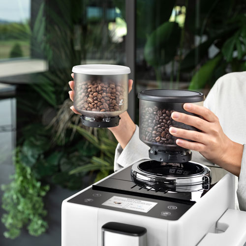 Machine à espresso automatique Rivelia de De'Longhi - Blanc - Partenaire de détail exclusif