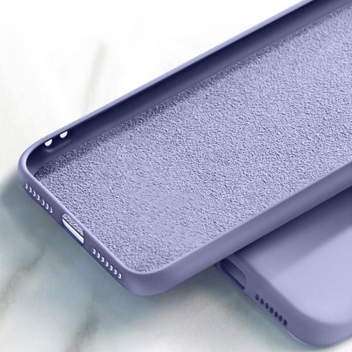 Étui souple bleu menthe mat de PANDACO pour iPhone 16e