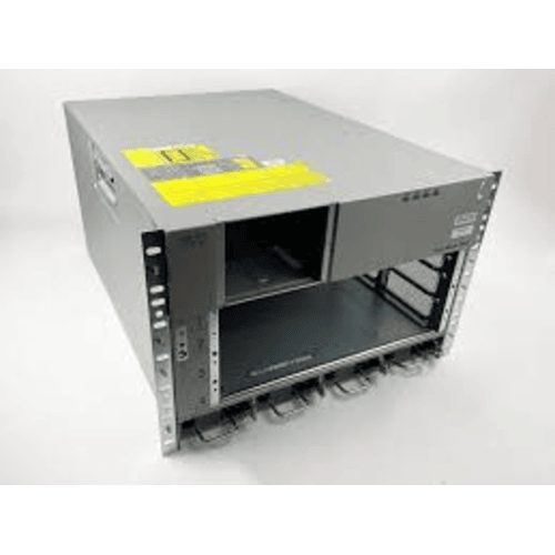 Image 1 de 2.. REFURBISHED GOOD – Châssis à 4 fentes pour Nexus N7K-C7004 de Cisco avec double alimentation.