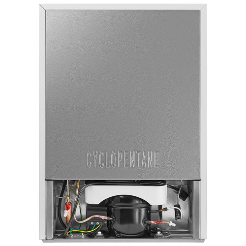 Réfrigérateur de bar autonome de 2,7 pi³ d'Insignia (NS-CF27WH6-C) - Blanc - Exclusivité Best Buy