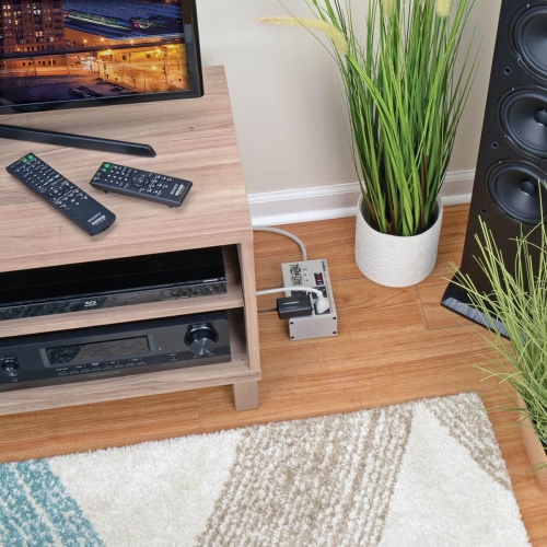 Tripp Lite ISOBAR4ULTRA Surge Protector, Metal 4 Outlet, 6FT Cord, 3330 Joules