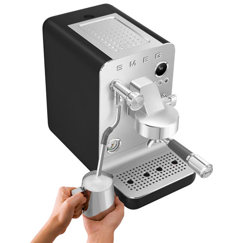 Smeg MiniExpress Manual Espresso Machine - Matte Black