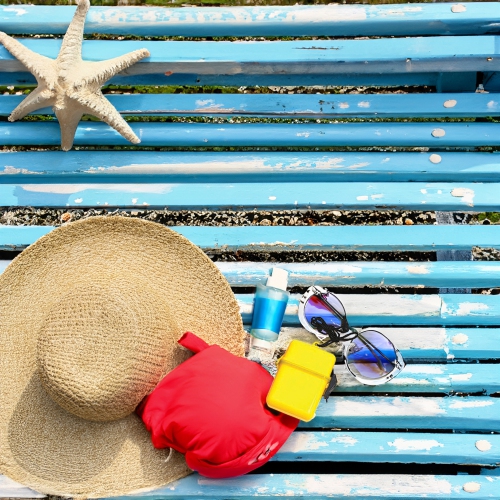 Étui étanche bleu pour accessoires personnels de 4,5 po