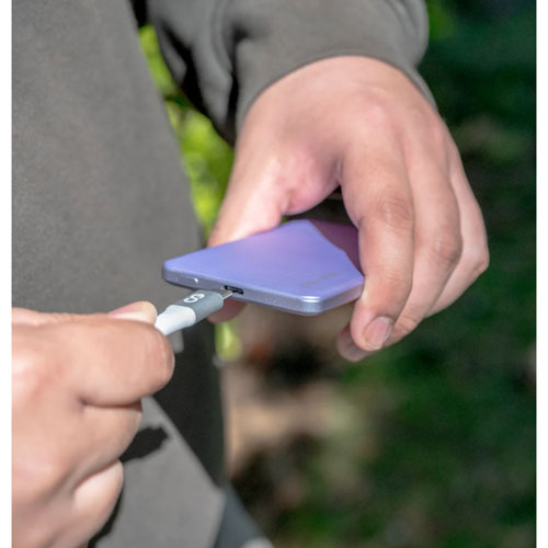 Chargeur portable USB-C de 5000 mAh Piston Power de LOGiiX - Lavande