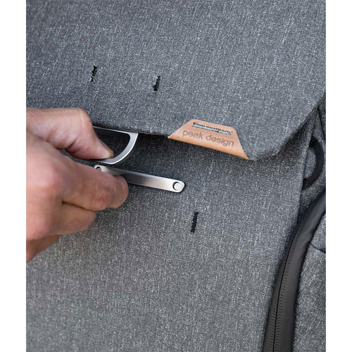 Peak Design Everyday V2 20L Nylon Camcorder Backpack - Charcoal
