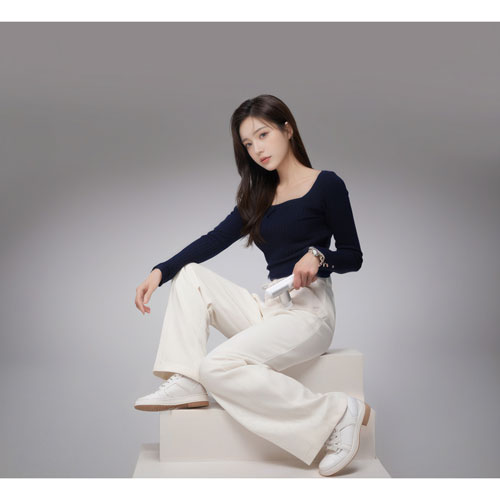 KICA Mini 3 handheld Percussive Massage Device - Silver