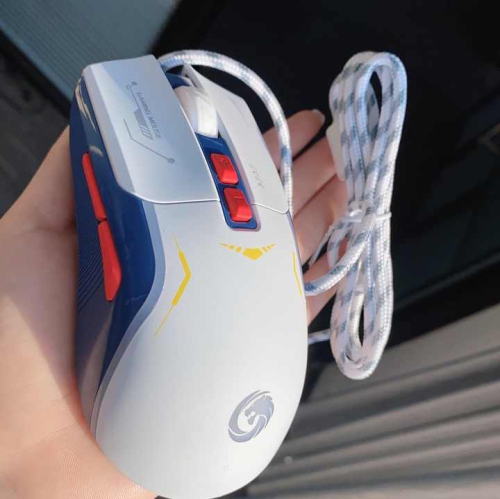 Illuminated Gaming Mouse - 6 Programmable Buttons, RGB Lighting, Ergonomic Design, Suitable for Office and Esports, Suitable for PC, Laptop, Desktop