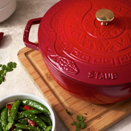 STAUB La Cocotte 4.8 L Cast Iron Round Essential French Oven With Snake Lid, Cherry
