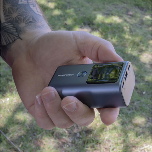 Chargeur portable USB-A/USB-C PD 30 W de 10 000 mAh Piston Power Pro de LOGiiX - Bleu