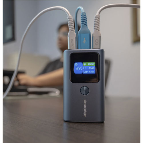 Chargeur portable USB-A/USB-C PD 30 W de 10 000 mAh Piston Power Pro de LOGiiX - Bleu