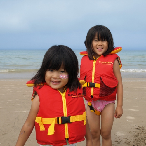 Salus Nimbus Child Floatation Vest - Blue Waves 30-60 lbs