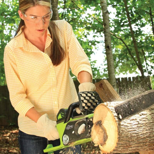 Greenworks 40V 14" Brushless Chainsaw, 2.0Ah Battery and Charger - 2000600