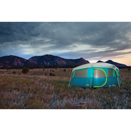 Coleman - 8-Person Tenaya Lake™ Fast Pitch w/Closet - Blue
