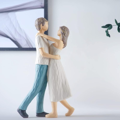 Resin figure ornaments | Living room and study room decorative sculptures | Dust-proof and easy to clean | Art collection gift non-slip base non-slip