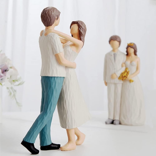 Resin figure ornaments | Living room and study room decorative sculptures | Dust-proof and easy to clean | Art collection gift non-slip base non-slip