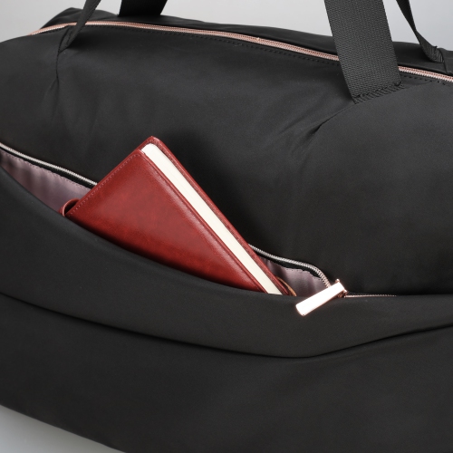 Sac de sport rose KATY de Swissdigital – 34&nbsp;L, hydrofuge, garantie de 2 ans, écologique, grande capacité Articles de voyage essentiels