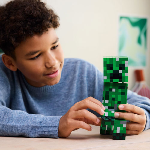 LEGO Minecraft: The Creeper - 665 Pieces